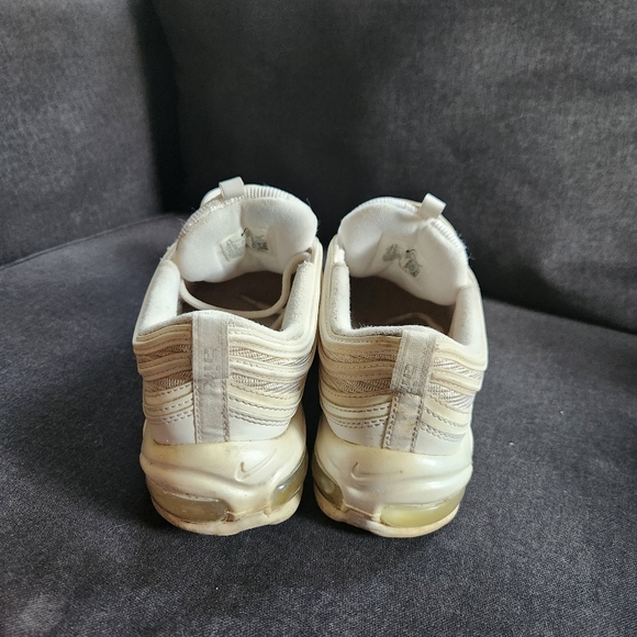 NIKE Air Max 97 Pure Platinum Running Shoes - Womens Size 8.5 - Picture 4 of 9